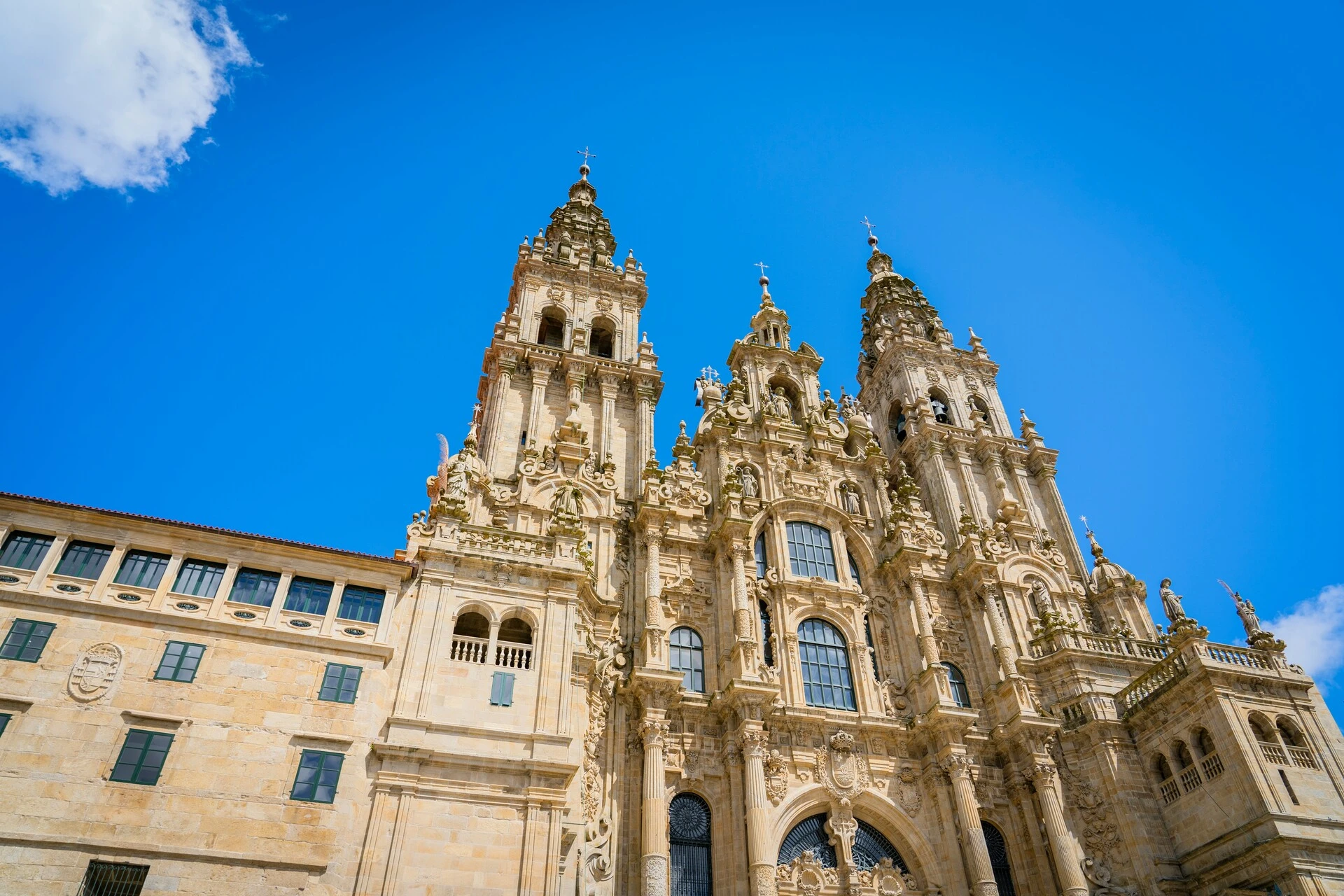 Cathédrale de Saint-Jacques-de-Compostelle, terme du Camino