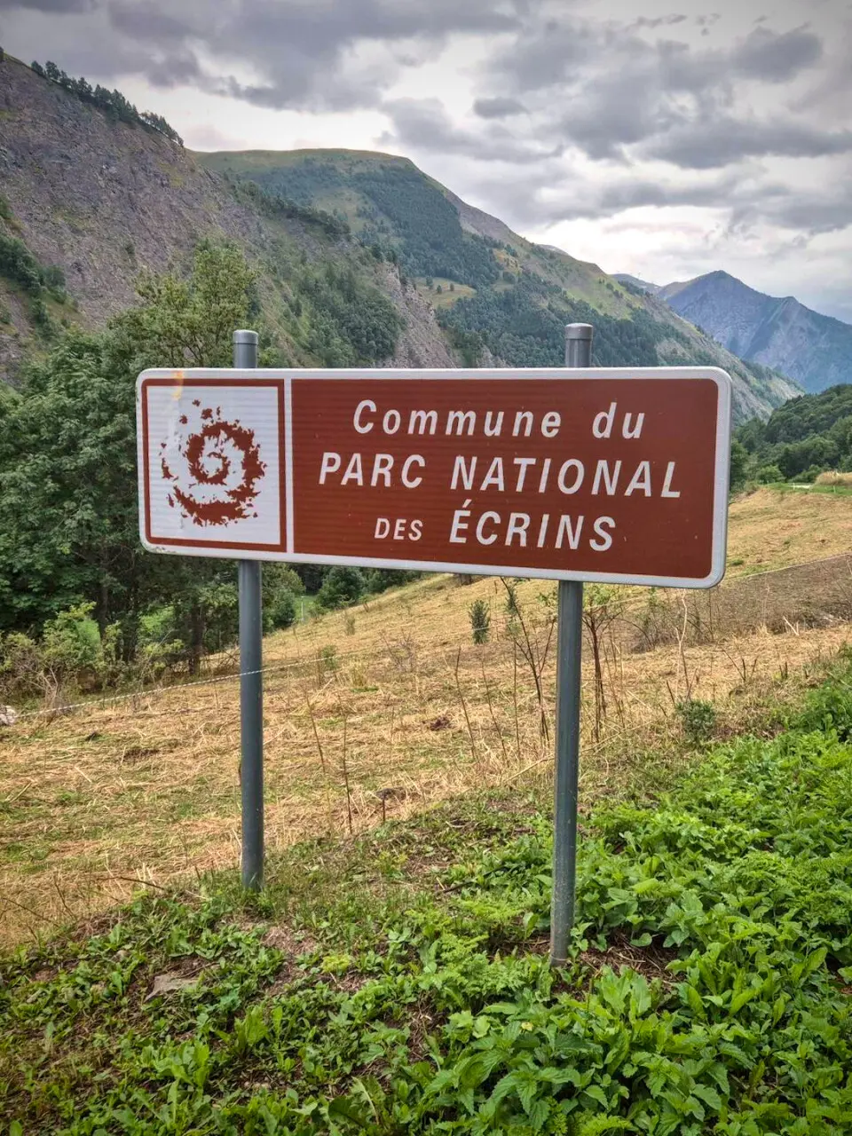 Panneau du Parc National des Écrins à Clavans