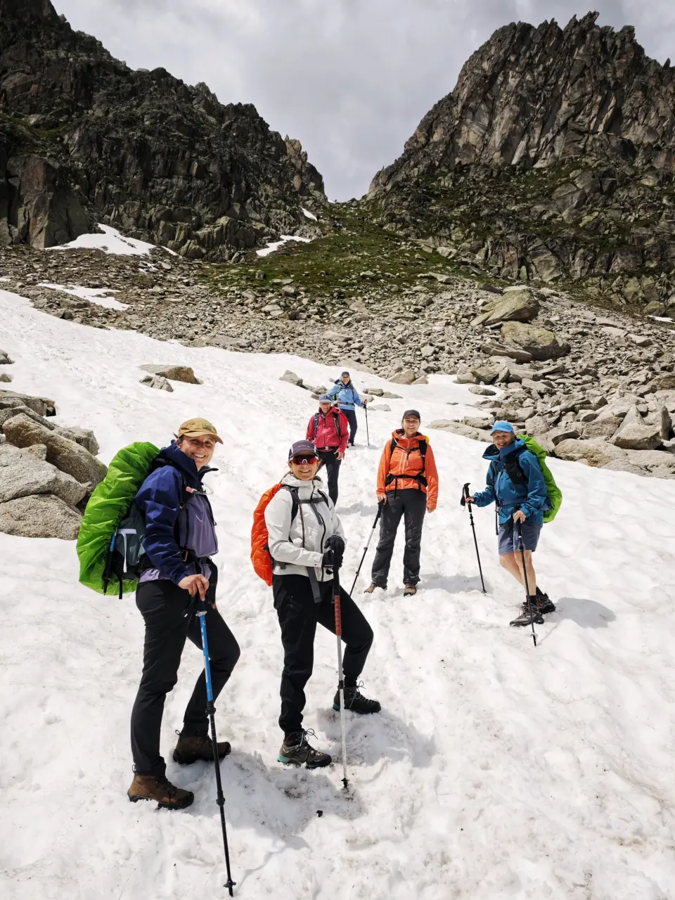 Fenêtre d'Arpette enneigée (juin) - TMB
