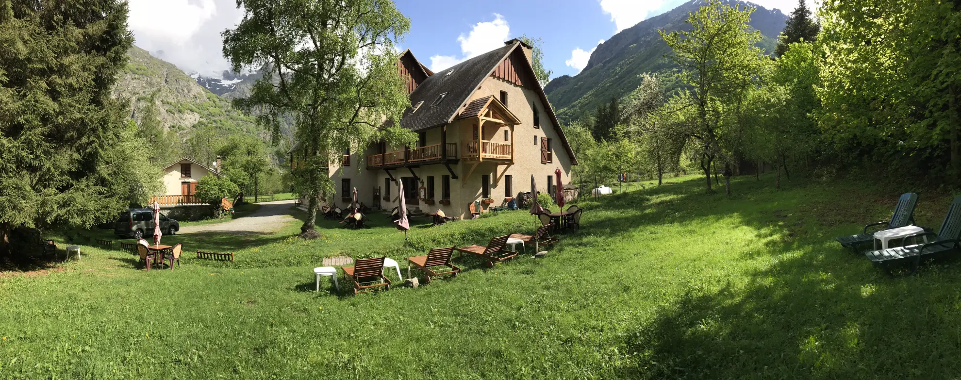 Hôtel banc de l'ours Valgaudemar