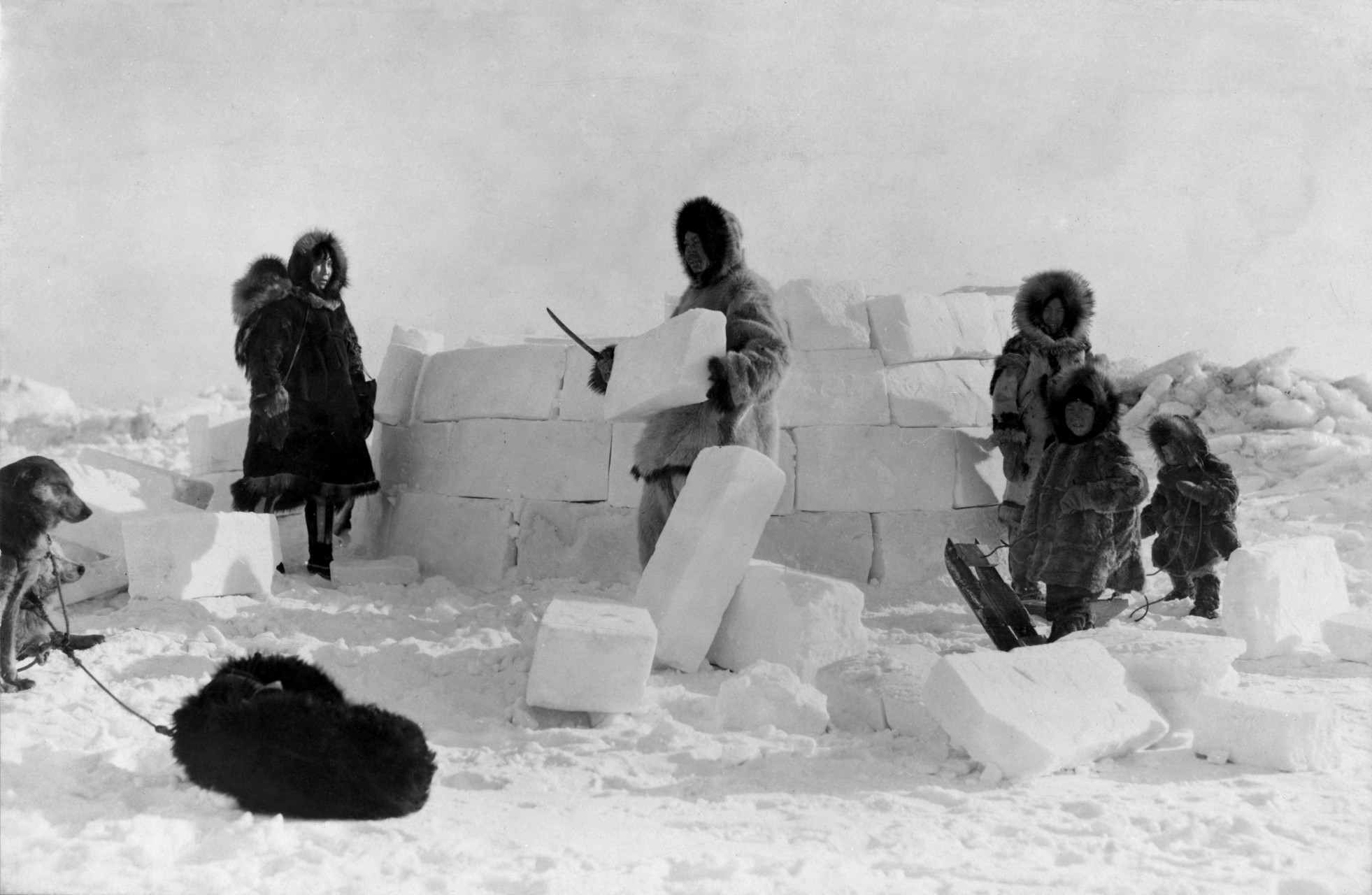 igloo construction inuit