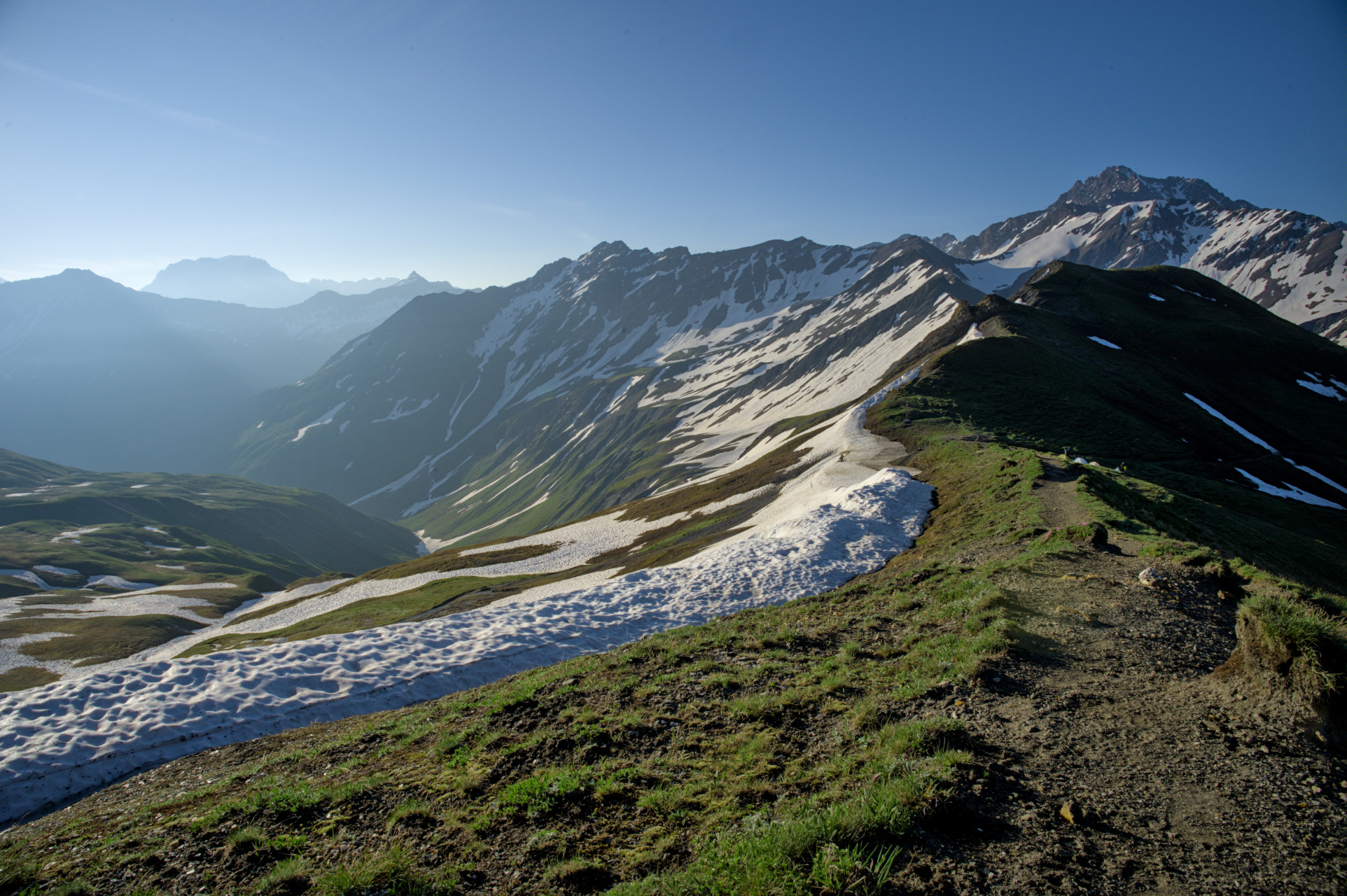 Neige au Grand Col Ferret - TMB