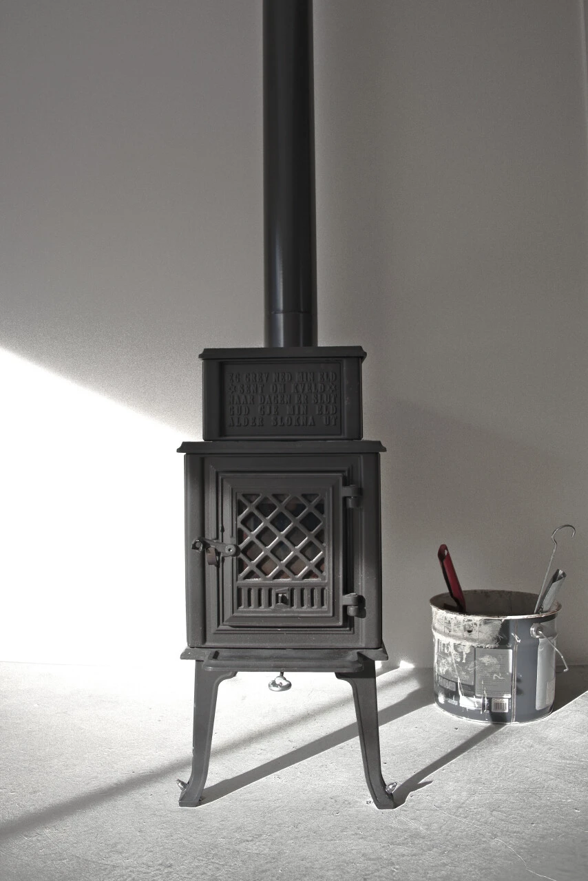 Poêle à bois du refuge Gardiol dans le Vercors