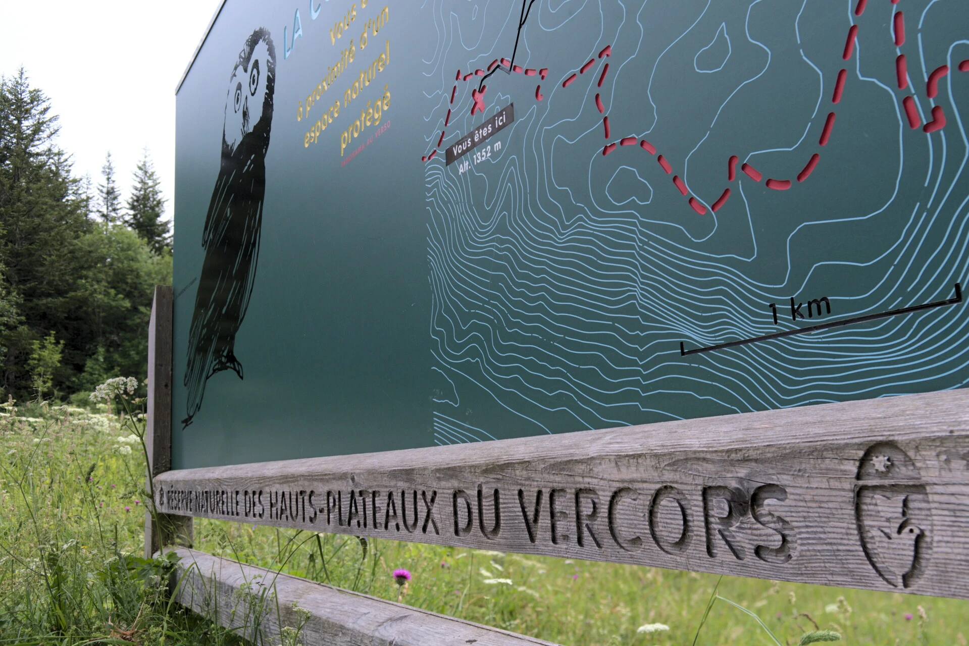 Panneau de la Réserve Naturelle des Hauts-Plateaux du Vercors