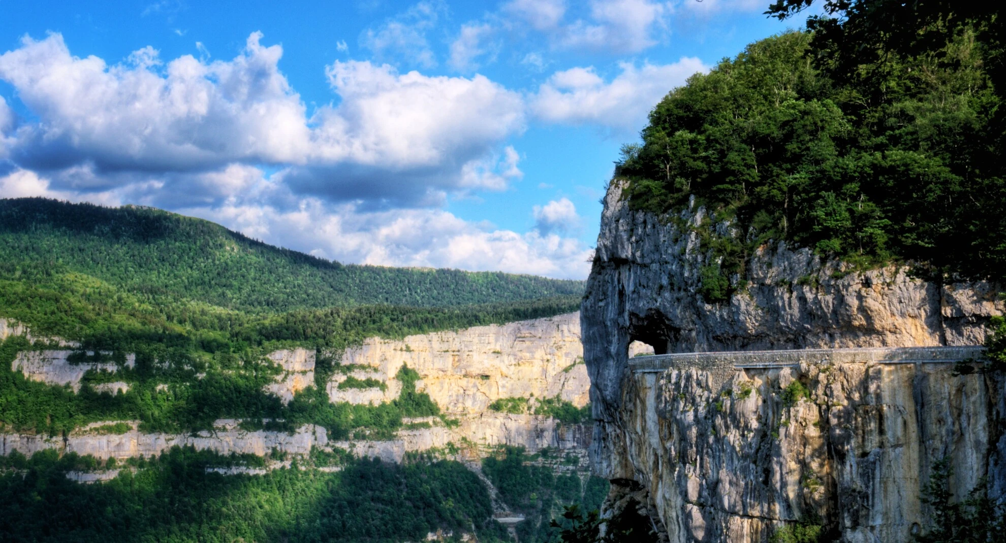 Route du col de la Bataille, accès au Vercors drômois