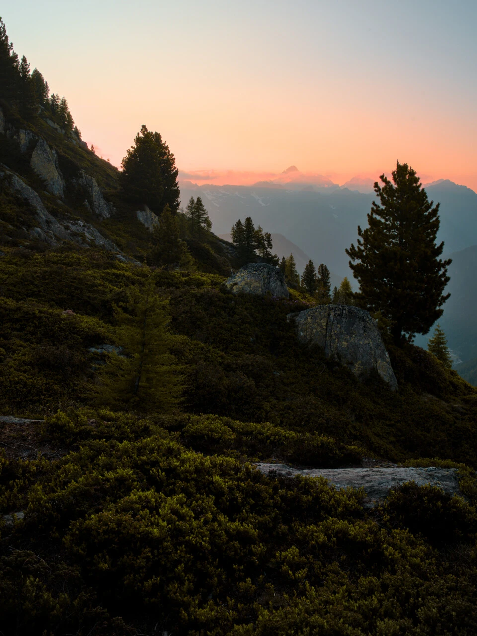 Lumière du soir sur les crêtes près du col de Balme