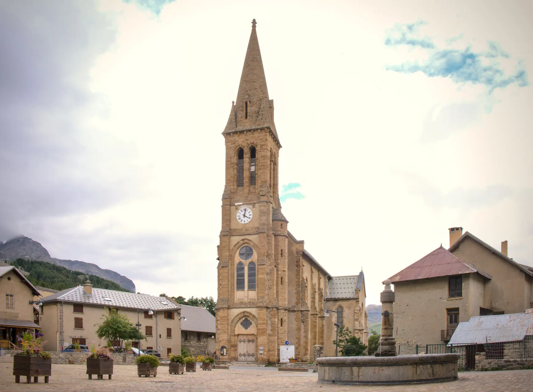 Église de Villar-d'Arène, vallée de la Romanche