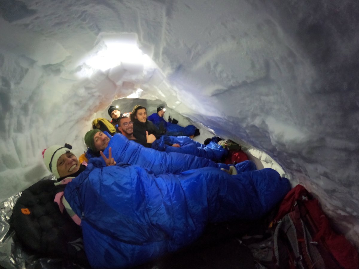 Construire et dormir dans son Igloo à 2h de Lyon en 2024 Rhône Alpes